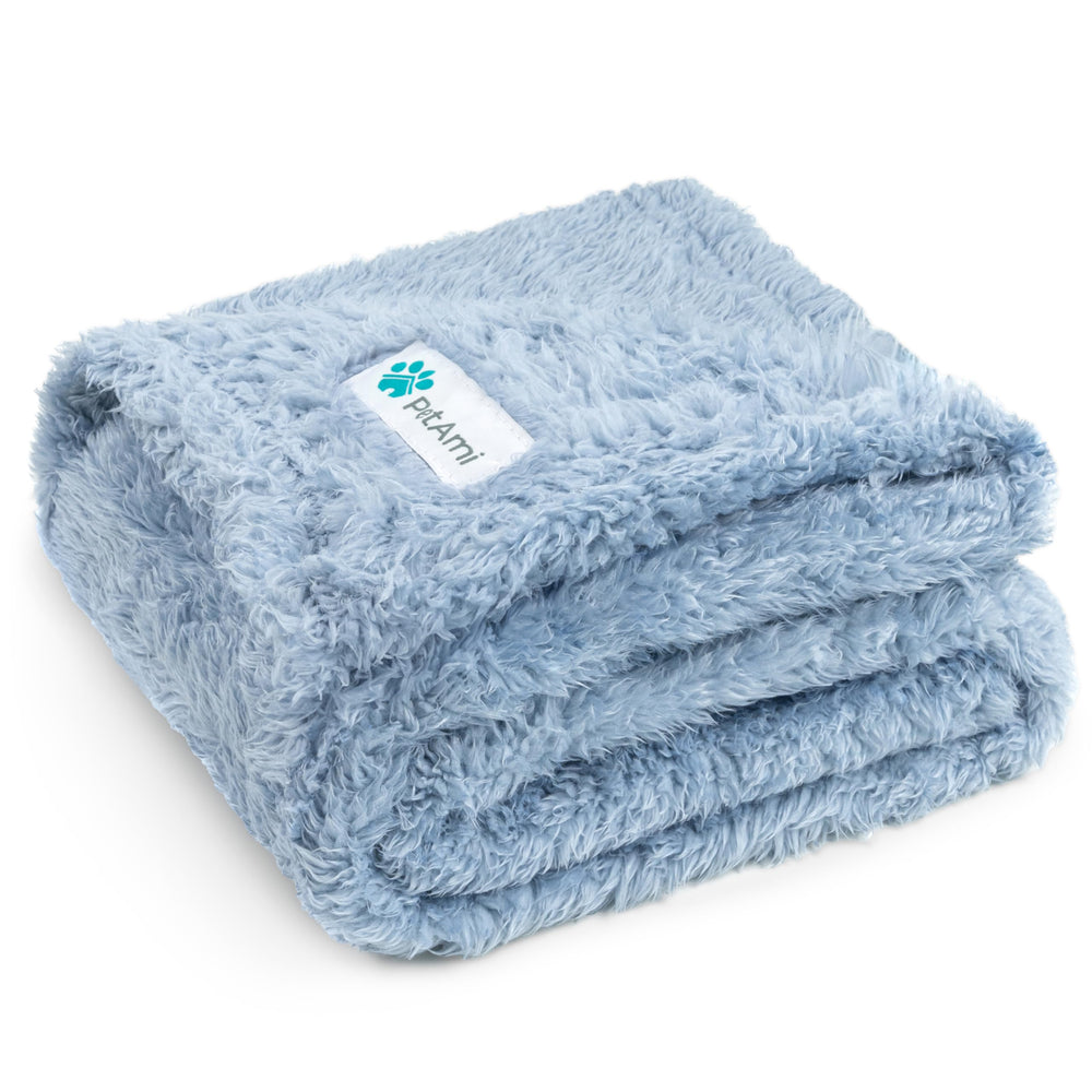 PetAmi blue fluffy blanket with sherpa fleece for cozy naps at home.
