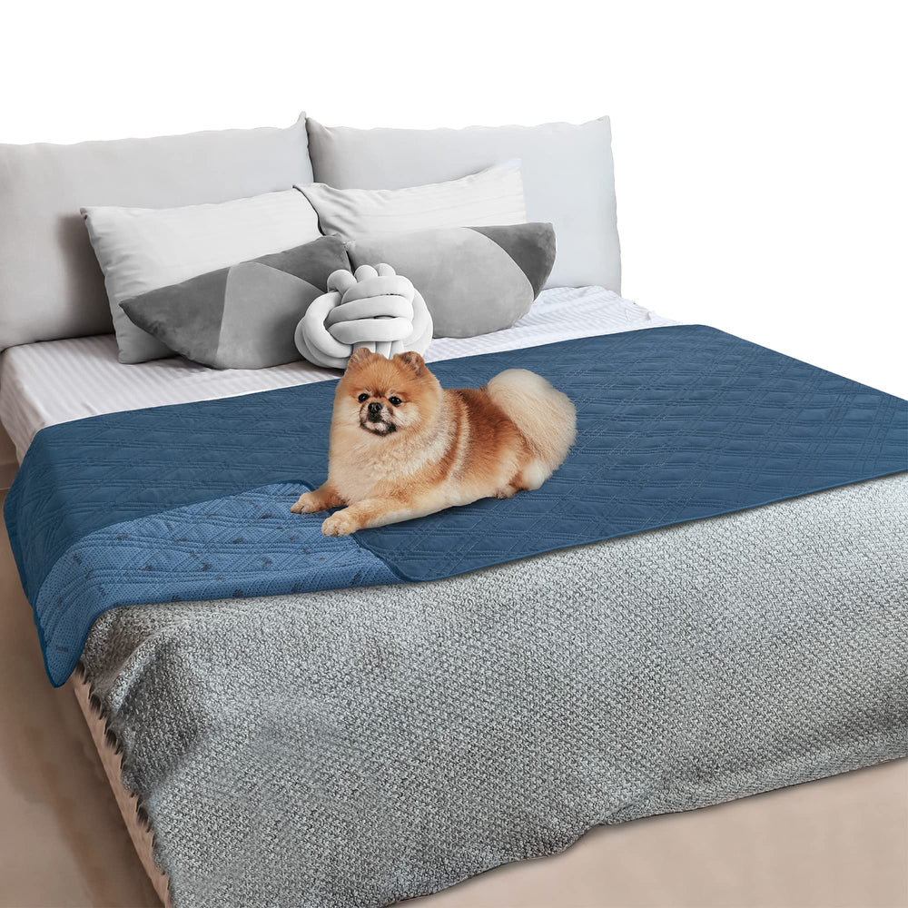 PetAmi car-seat lining use protects bedding and keeps claws safe.