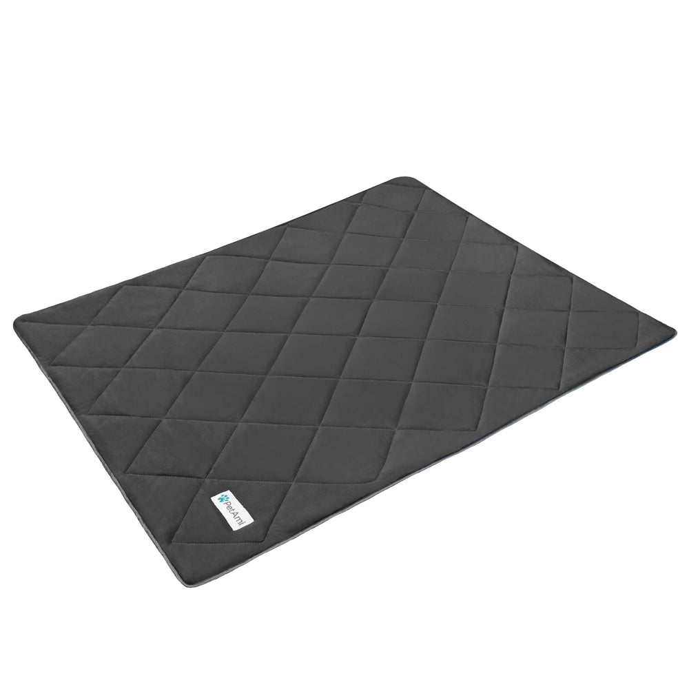 PetAmi cooling blanket ideal for car travel and crate lining.