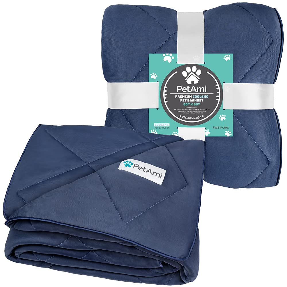 PetAmi cooling blanket care tag shows machine washable and quick-care maintenance.