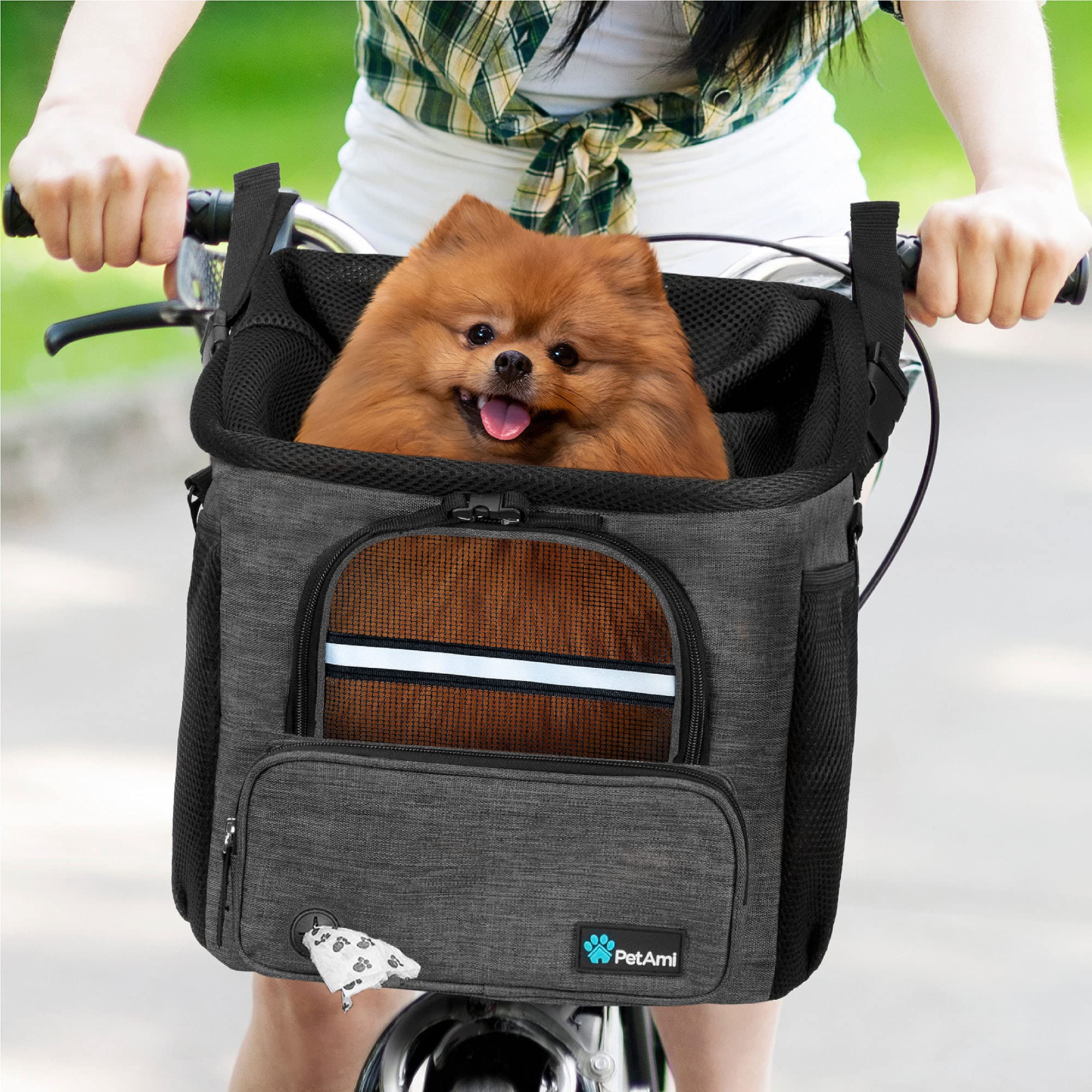 PetAmi dark gray basket complements bikes and pets.