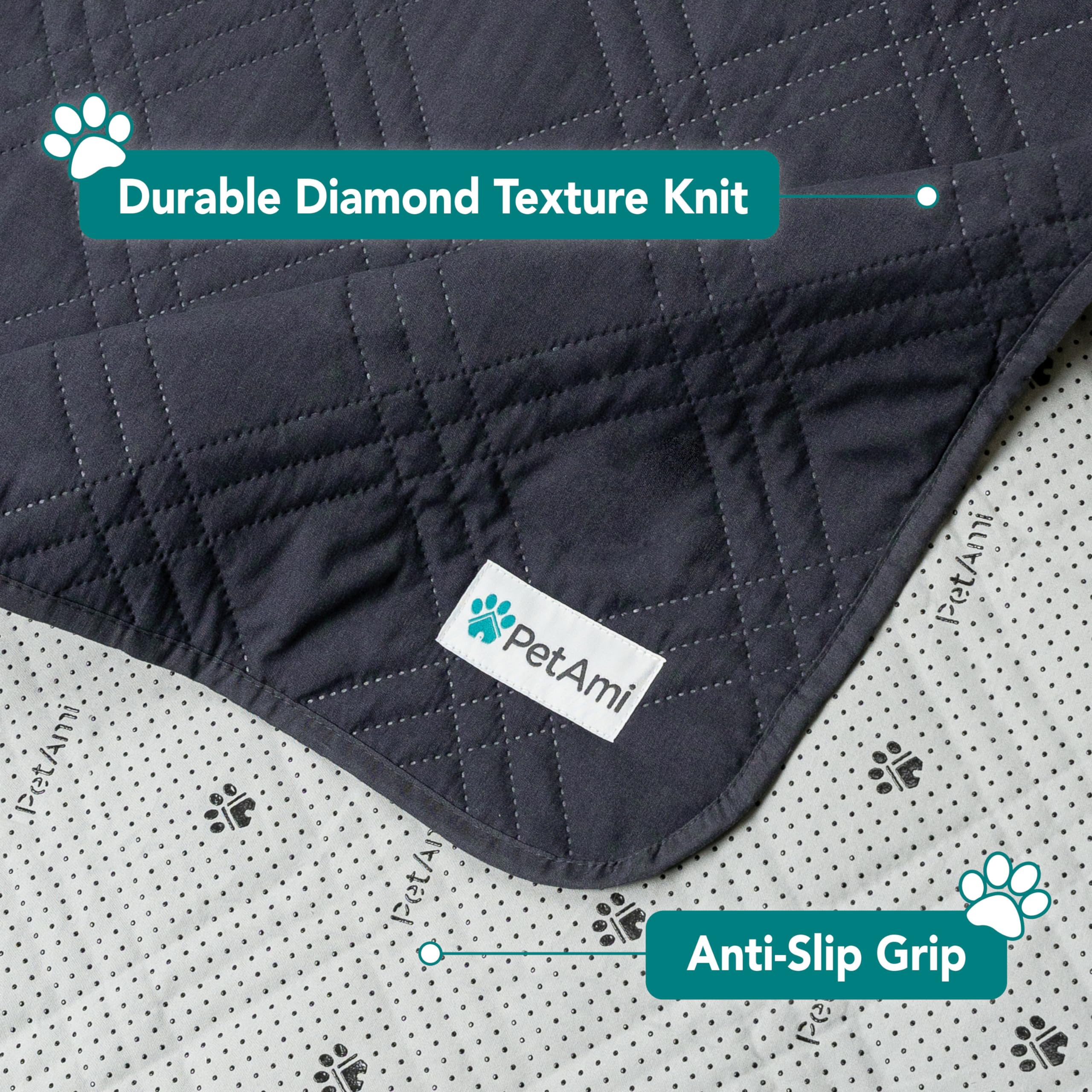 PetAmi machine washable blanket simplifies cleanup after rainy days and muddy paws.
