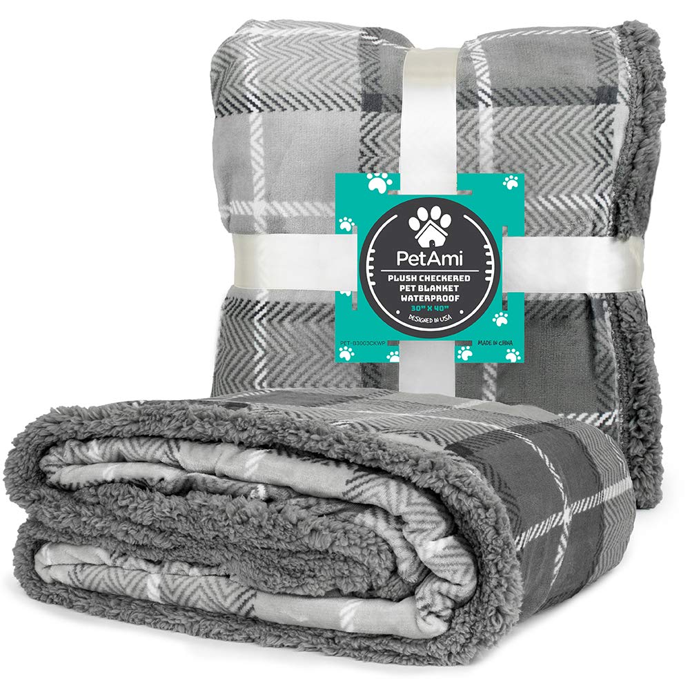 PetAmi machine washable blanket for easy cleanup after accidents