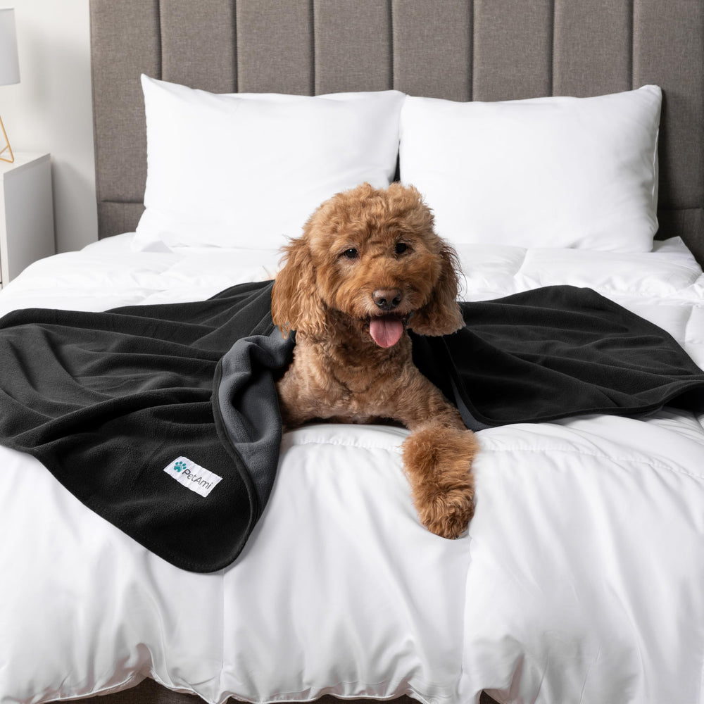 PetAmi large-pet-friendly blanket suitable for cats and kittens too