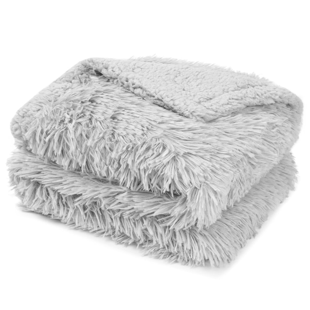 PetAmi soft plush sherpa surface offers warm comfort