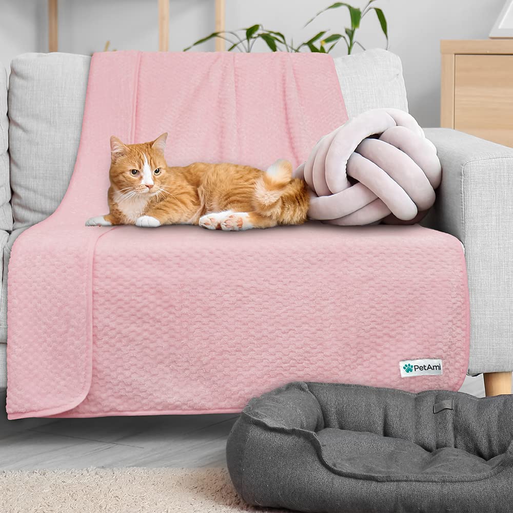 PetAmi waterproof dog blanket travel-ready for car trips and adventures.