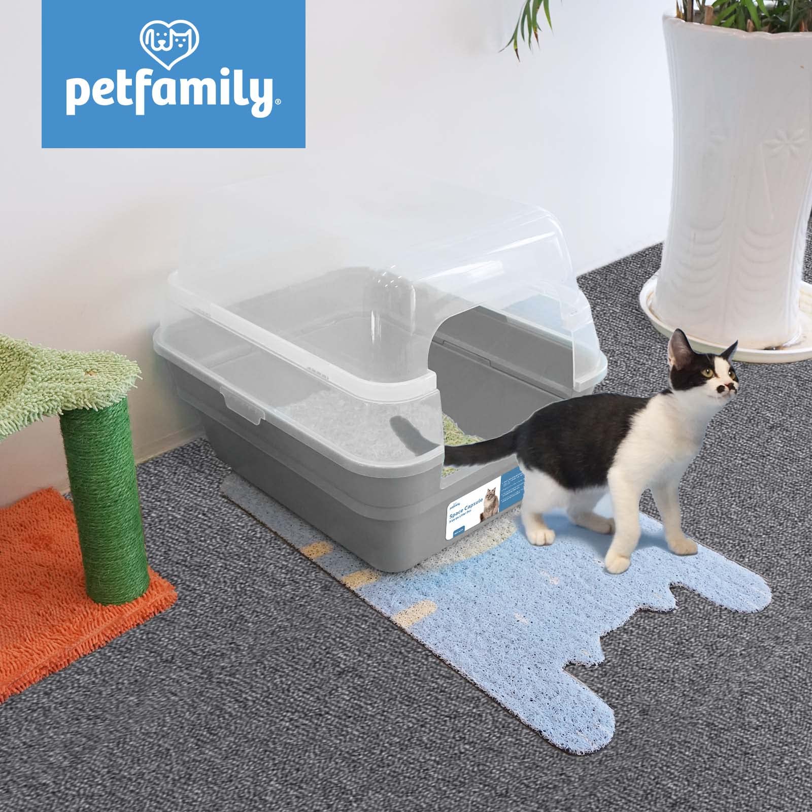 Petfamily dimensions show generous interior for larger cats.