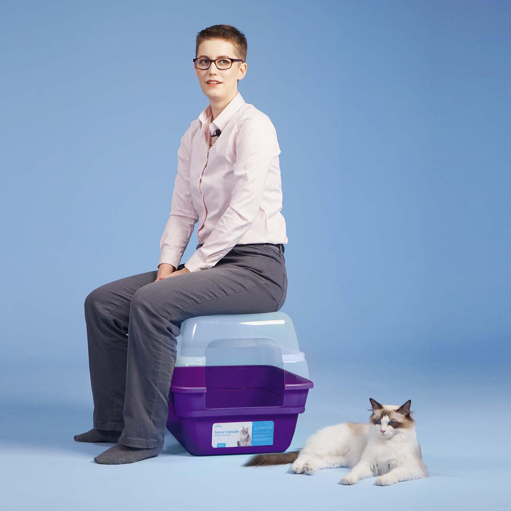Petfamily home-use-studio-apartment scene shows space-saving solution.