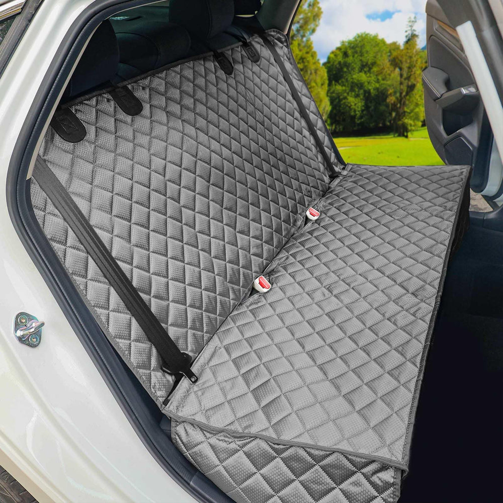PETICON quick-install cover with buckles and straps for easy setup.