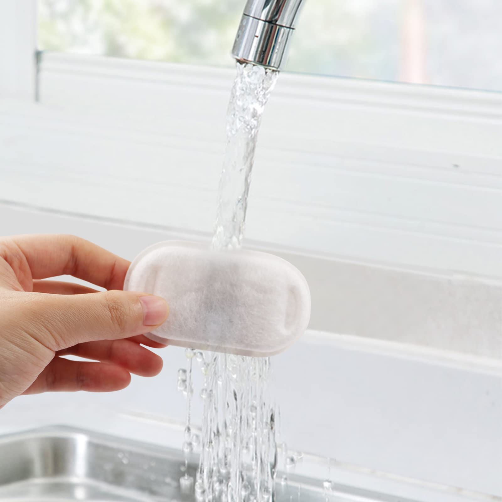 Petilog BPA-free material used to ensure safe filtration.