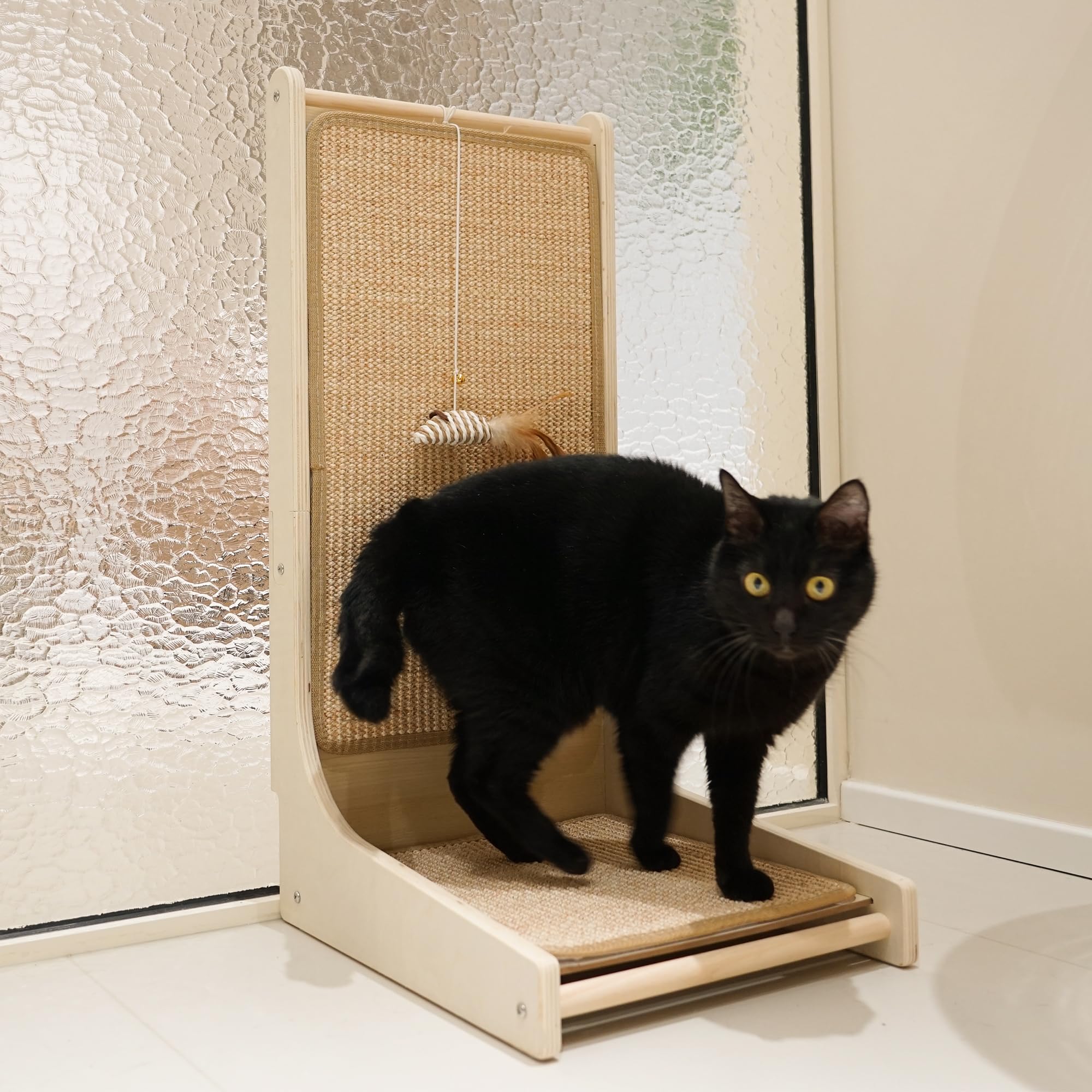PETKARAY Furniture Protection Benefit highlights redirection of claws from sofas.
