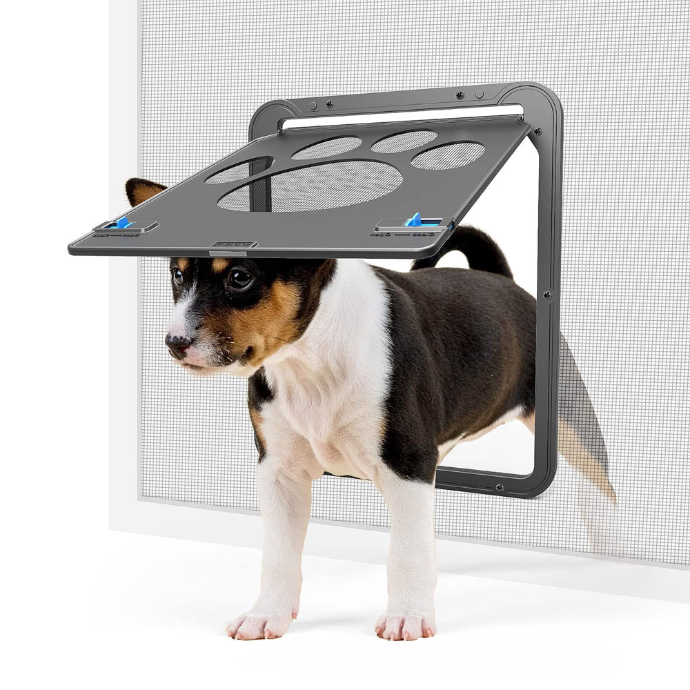 Petleso lockable flap with two locks for night use.