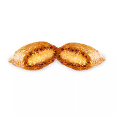 Petlewa Temptations treats in a resealable pouch maintain freshness.