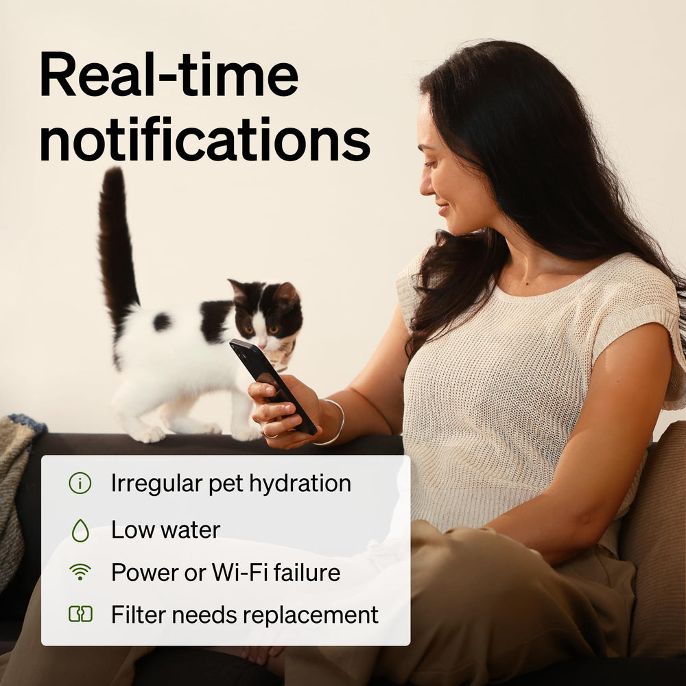 PETLIBRO PLAF301 compatibility depicted with RFID tag and feeder pairing.