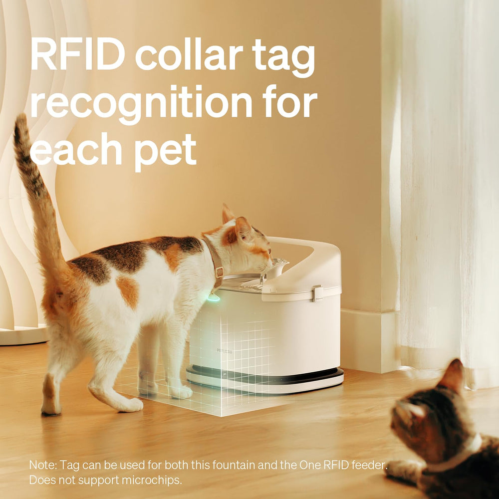 PETLIBRO tag ring accessory shown in packaging for easy attachment.
