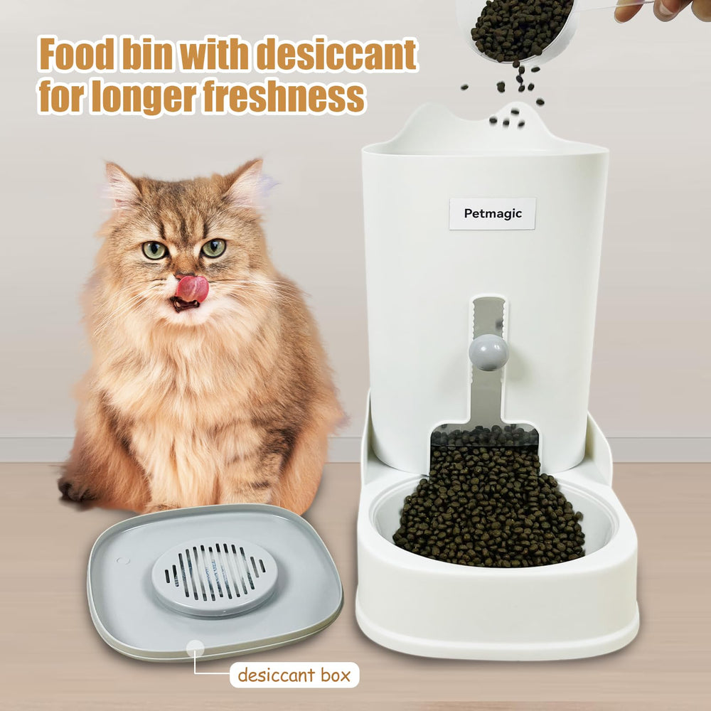 Petmagic Gravity cat feeder outlet 45° shows jam-free dispensing during meals.