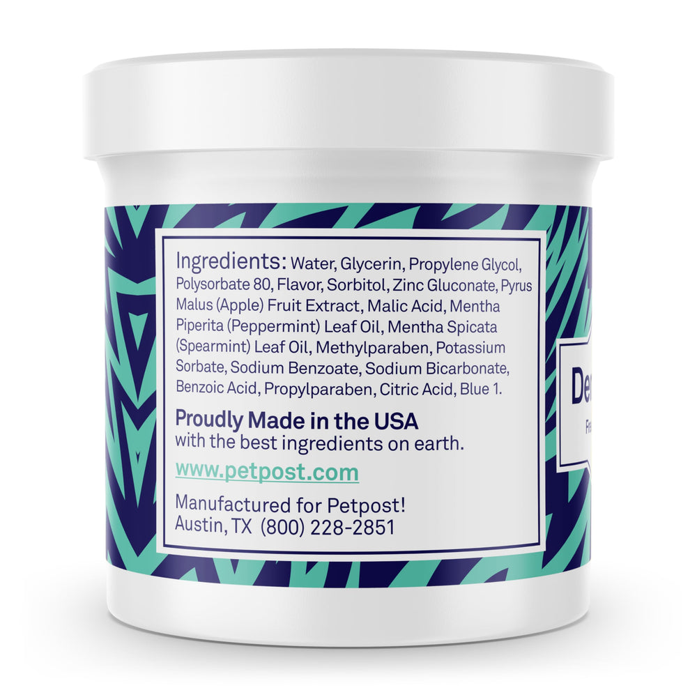 Petpost Dental Wipes for Dogs after meals help freshen breath on the go.