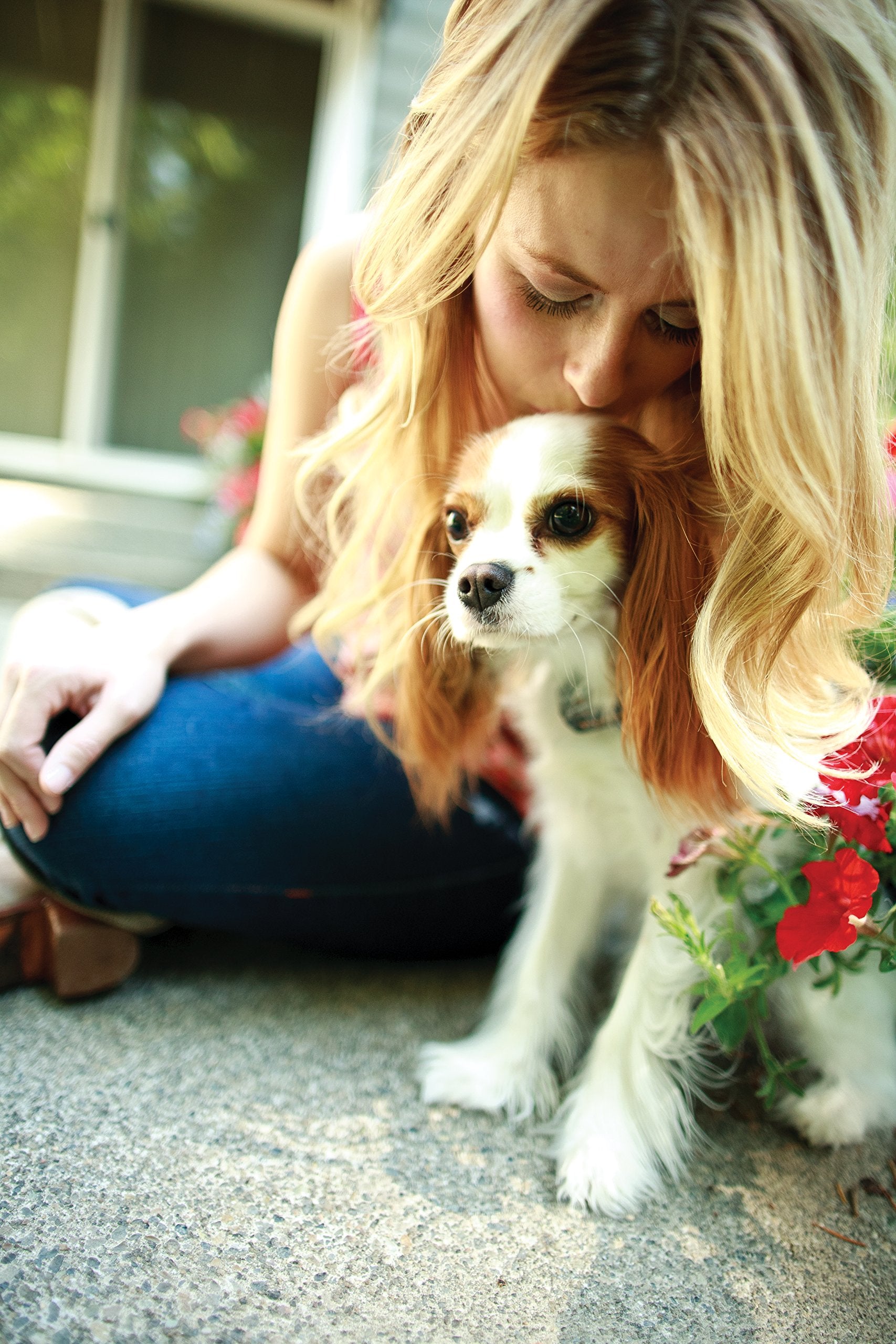 PetSafe Elite Little Dog tone and static modes aid boundary training.