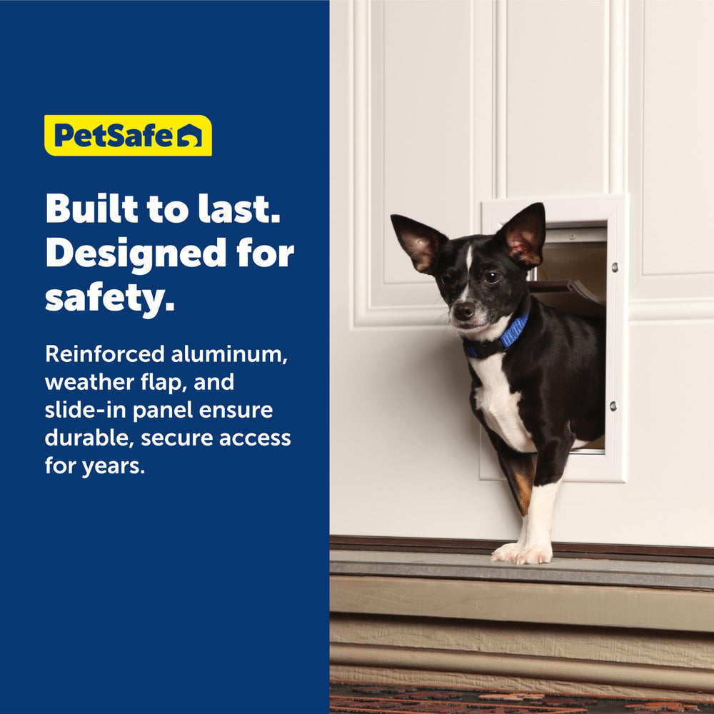 PetSafe Freedom small-door model ideal for cats and small dogs.