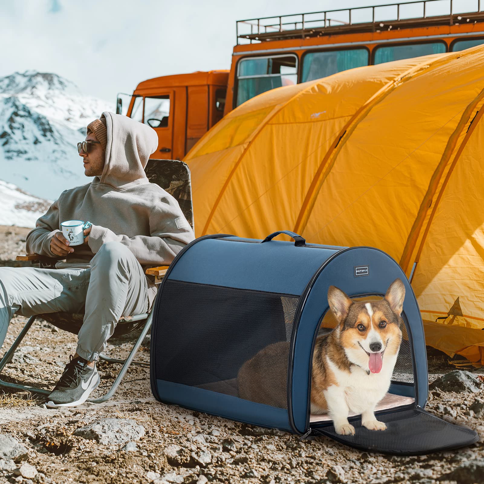 Petsfit 26.5-inch crate with breathable mesh promotes ventilation and visibility during travel