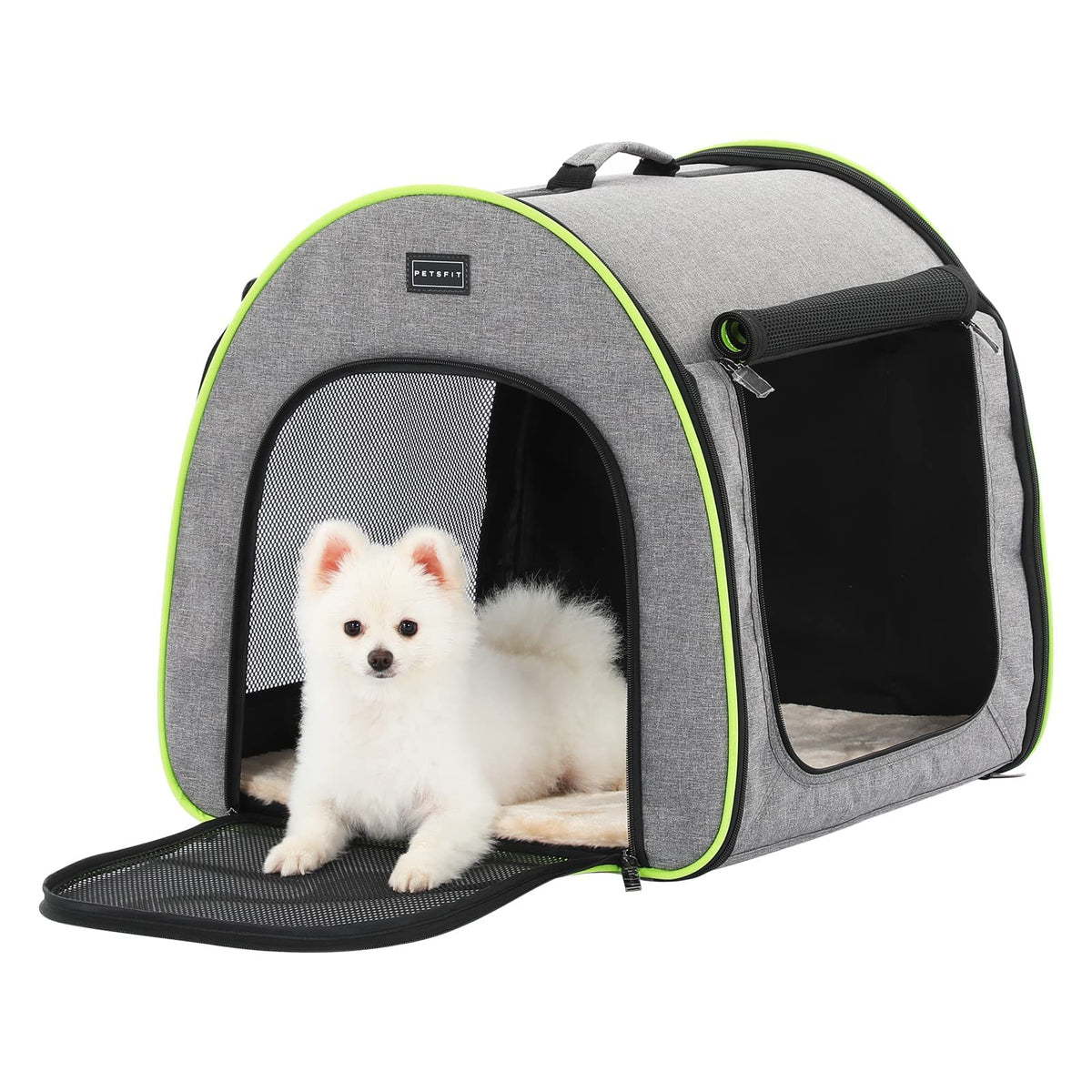 Petsfit collapsible dog crate setup demonstrates quick assembly and compact travel-ready design.