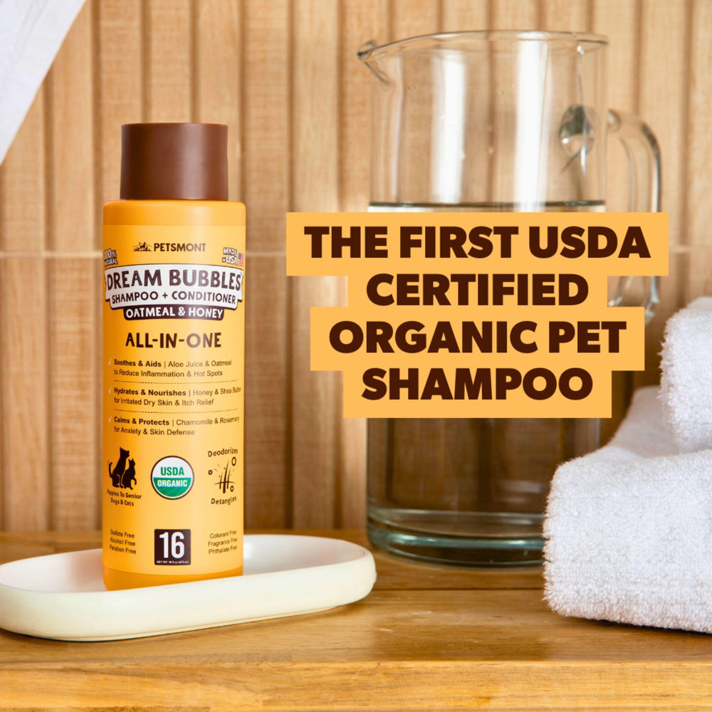 Petsmont Dream Bubbles oatmeal soothing close-up highlights skin comfort for sensitive pets.