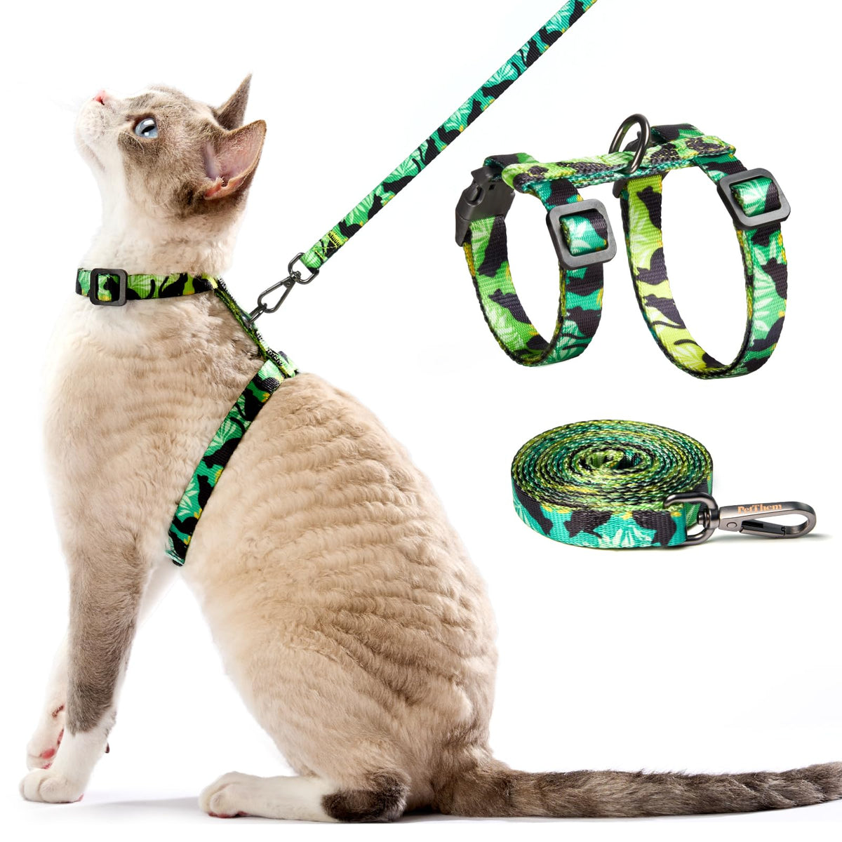 PetThem escape-proof cat harness close-up shows secure fit for fearless outdoor exploration.
