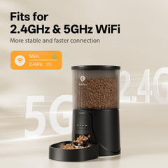 PETULTRA freshness system with desiccant pouch preserves kibble flavor and texture.
