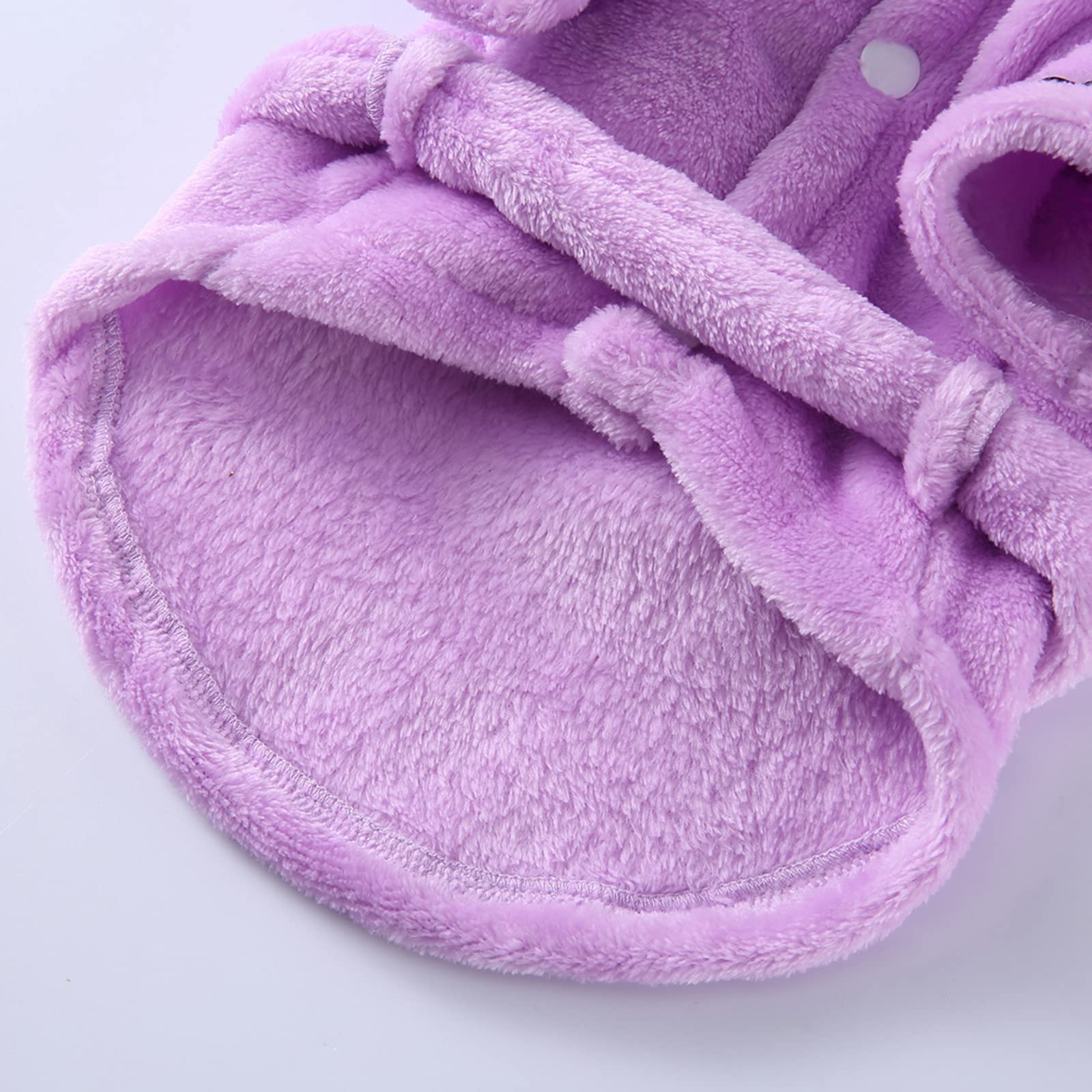 Petyoung after-bath warmth robe keeps your pet cozy on cool mornings