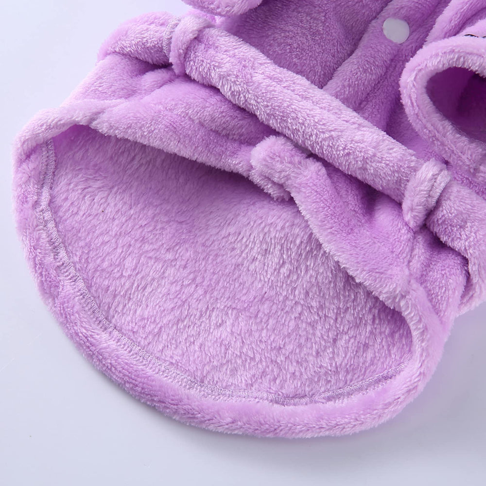 Petyoung after-bath warmth robe keeps your pet cozy on cool mornings