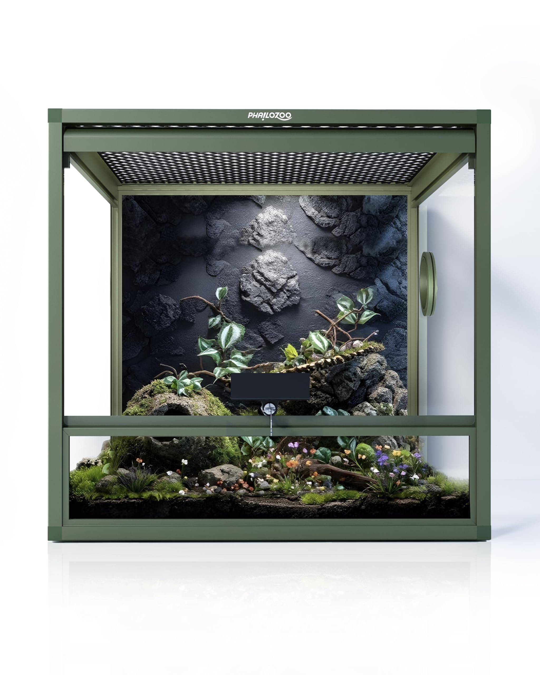 Phailozoo MagicCube front door for secure access during feeding and cleaning
