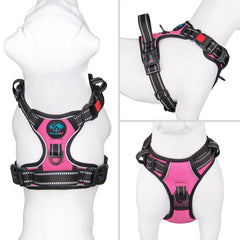 PHOEPET front-leash-attachment demonstrates front leash loop to reduce pulling during walks.