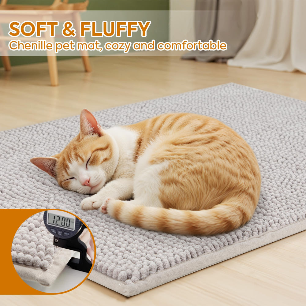 Pieviev mat folds for easy cleaning and deep litter shakeout