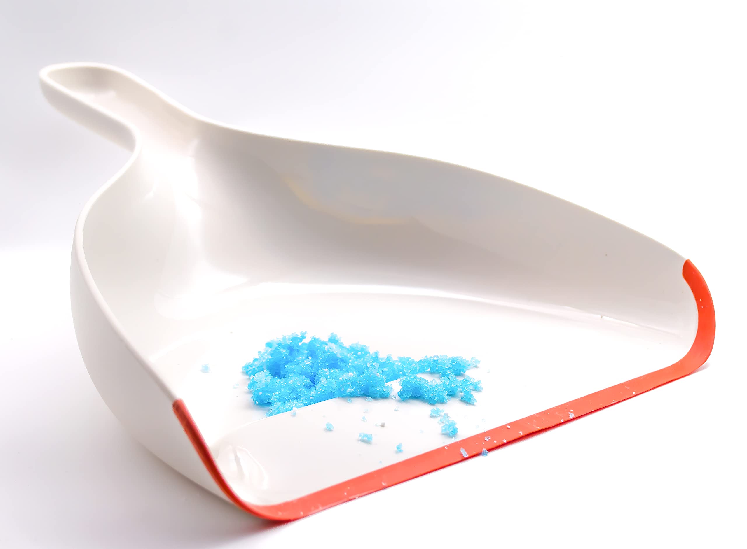 PI-Pets oxy cleaning action showing enhanced cleaning around stains.