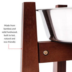 Podinor adjustable-width rails show secure, customizable feeding heights.