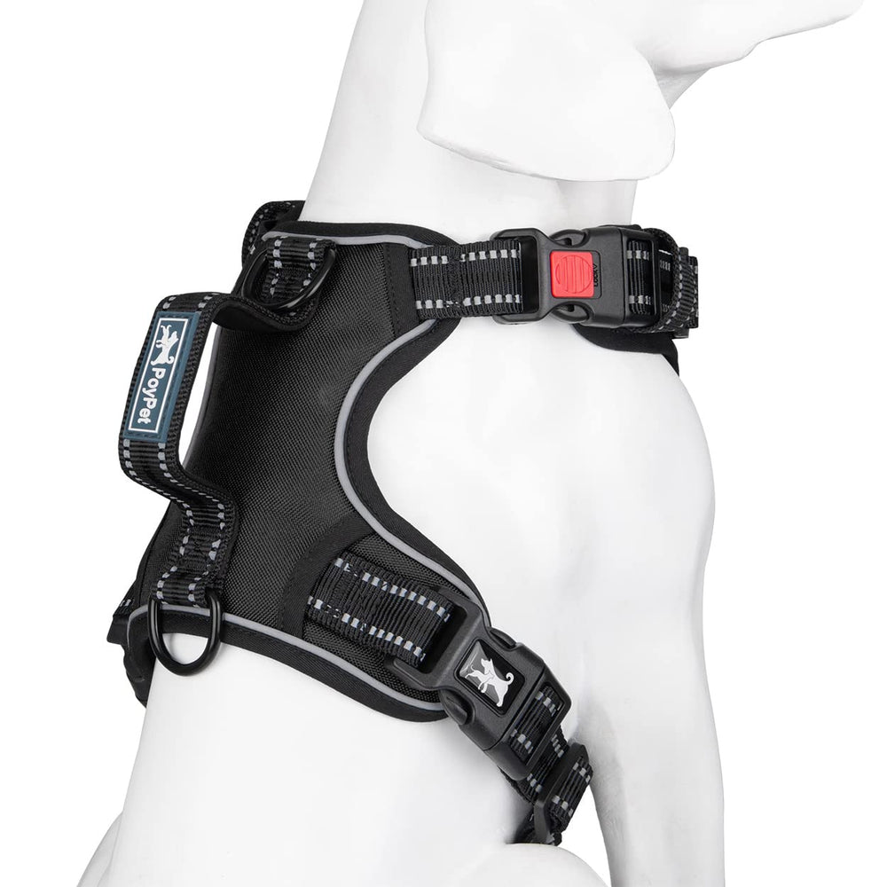 PoyPet No Pull Harness reflective straps for nighttime visibility.