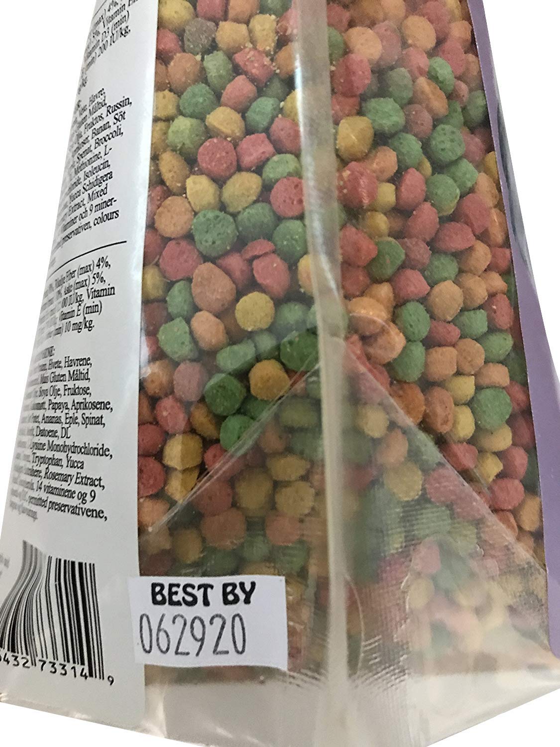 Pretty Bird Softbill Select fructose nuggets with smaller shape for quick uptake.