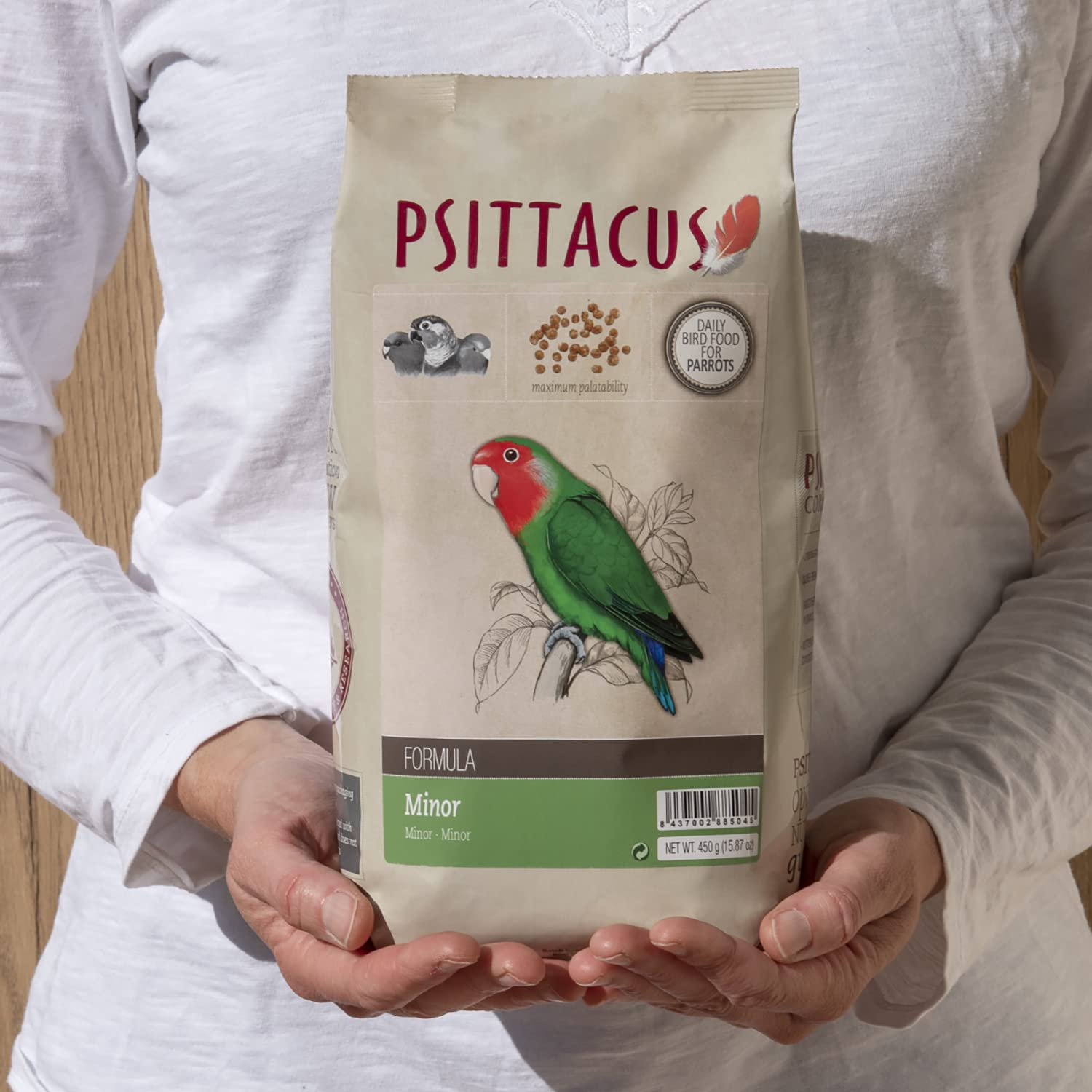 Psittacus Minor natural flavors enhance daily palatability for birds.