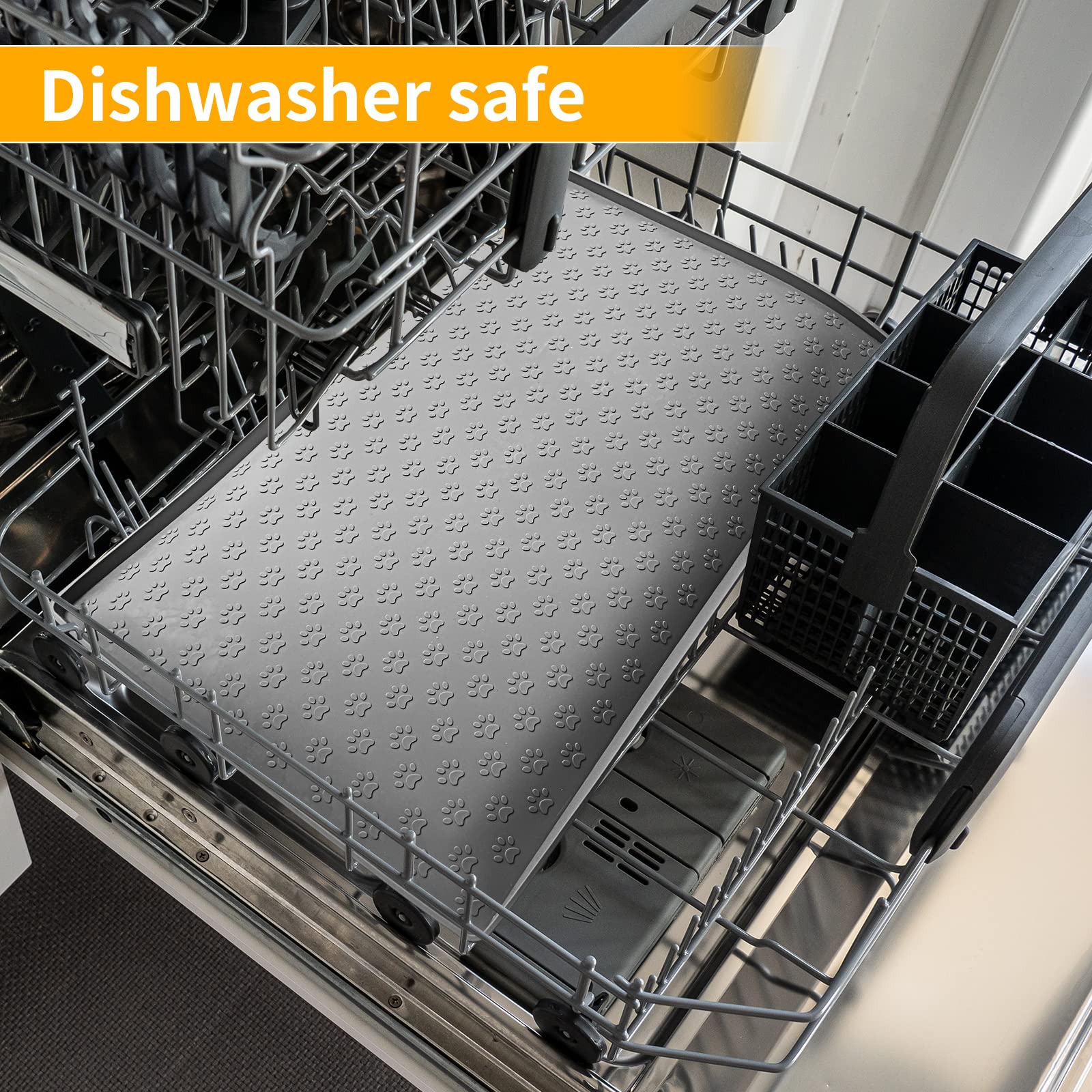 Ptlom grey placemat offers 31.5 by 23.6 inches coverage.