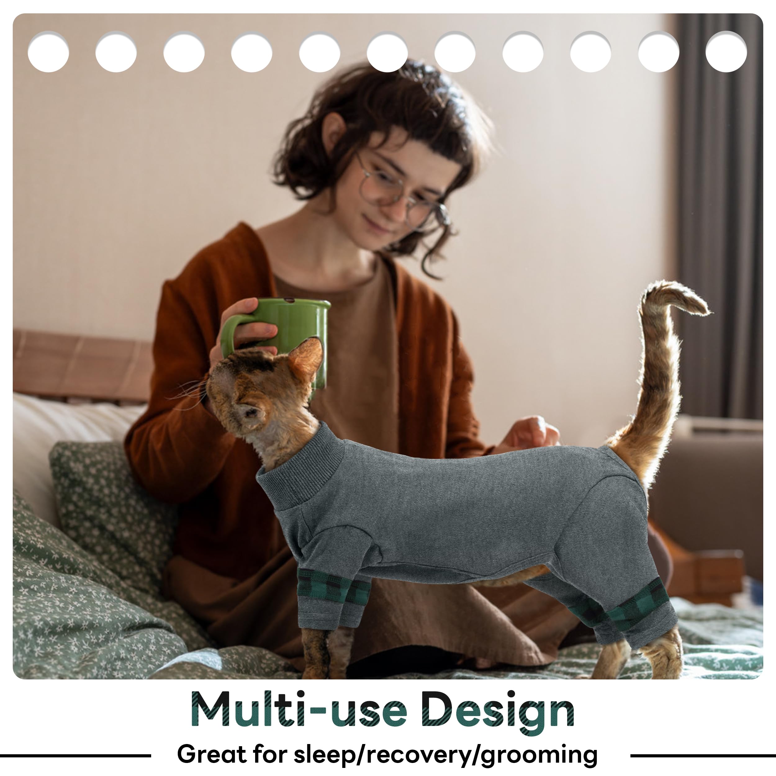 PUMYPOREITY four-leg-recovery-wear keeps wounds protected while resting.