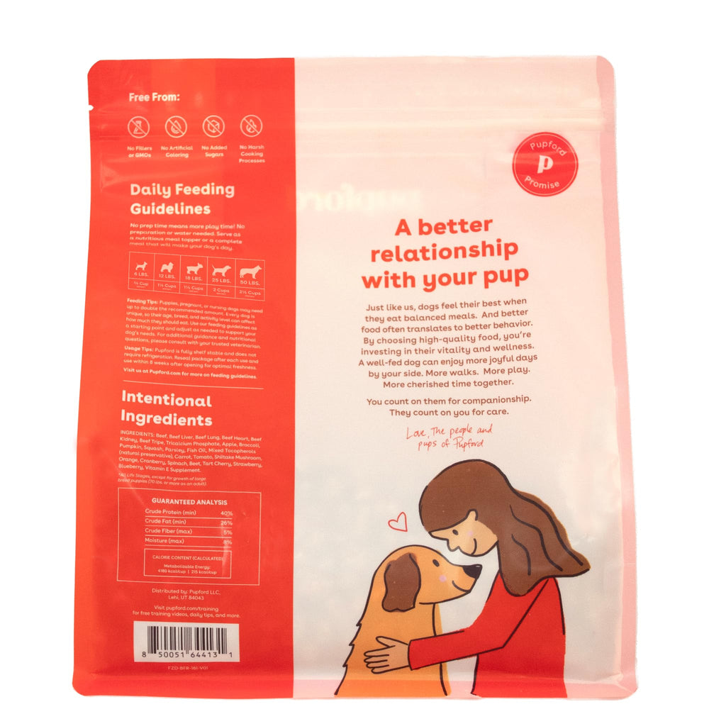 Pupford Good Dog Food lifestyle shot suggests improved energy during training sessions.