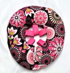 Puppy Bumpers pink medallion on dog keeps your pup safely near the fence