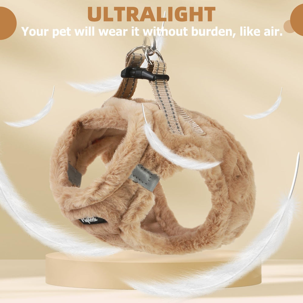 PUPTECK warm plush lining adds gentle warmth for autumn adventures.