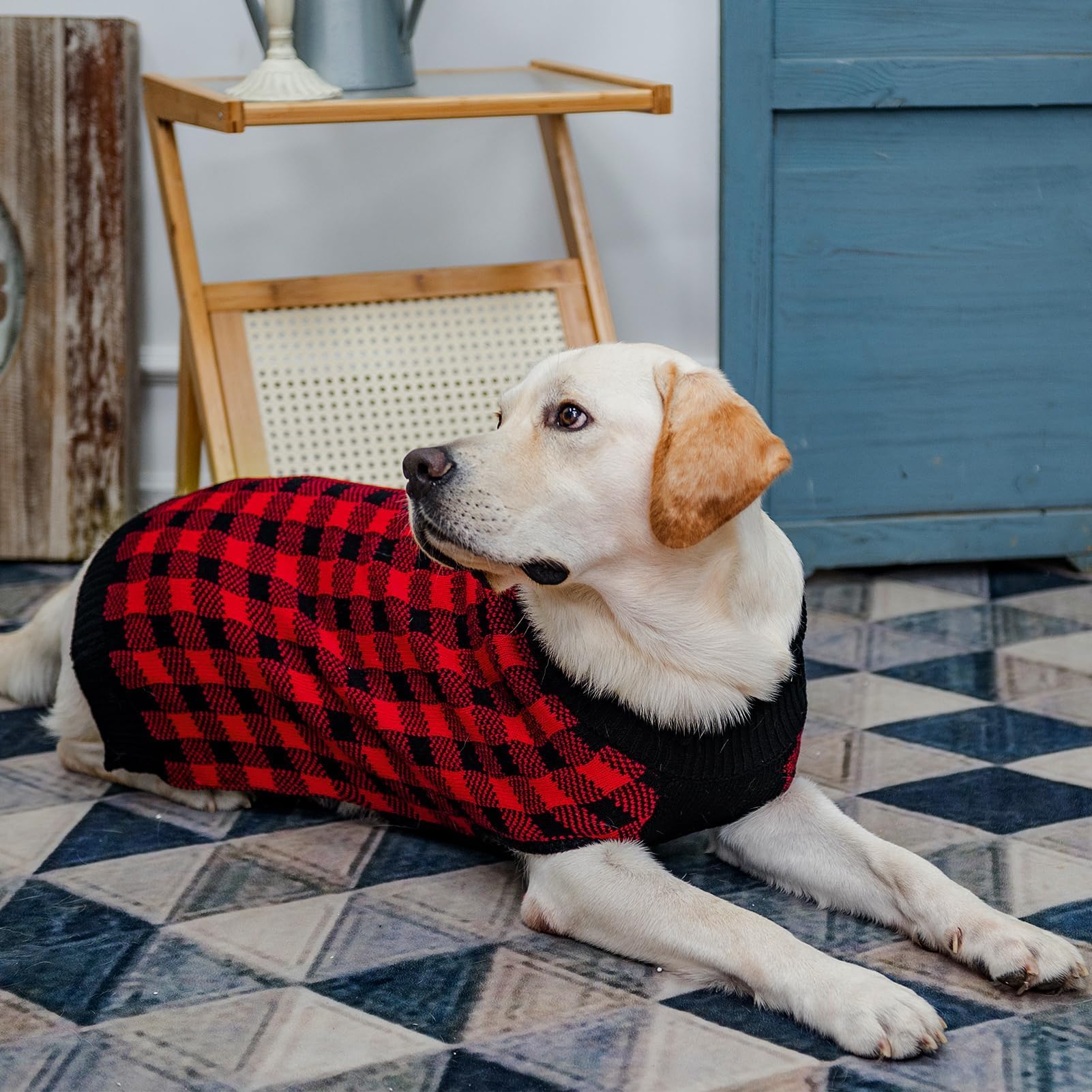 PUPTECK belly-cut sweater allows easy bathroom breaks and movement