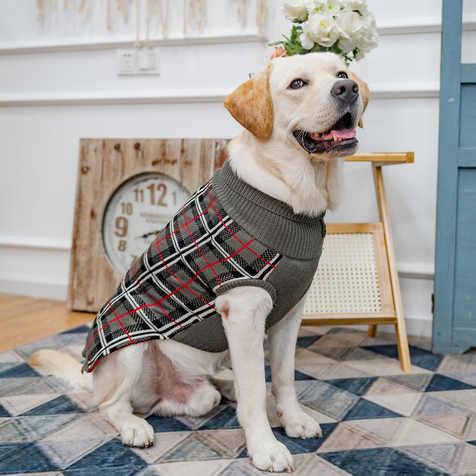 PUPTECK dog sweater classic plaid pattern adds holiday charm.