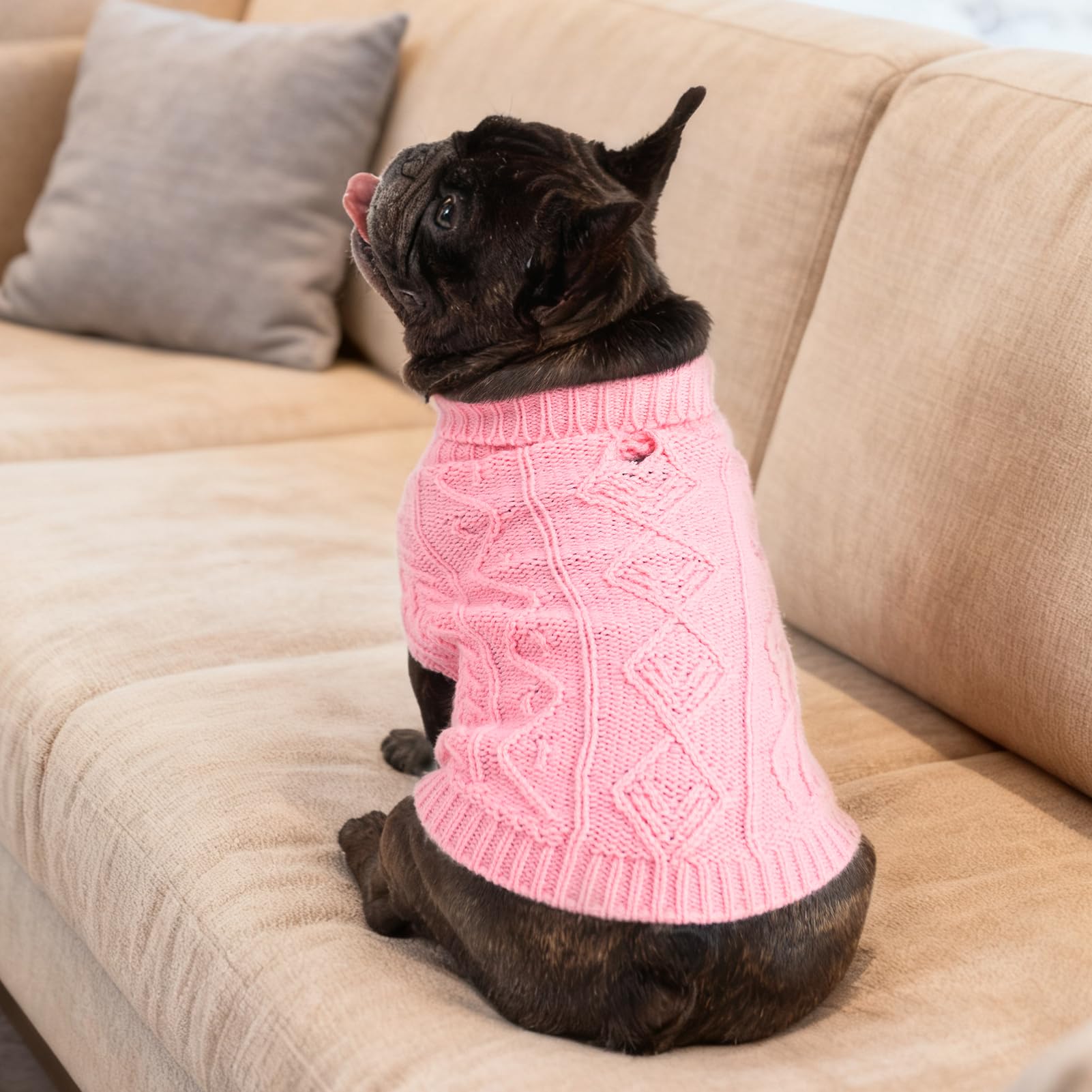 Pupteck pink ml close-up knit reveals soft acrylic texture