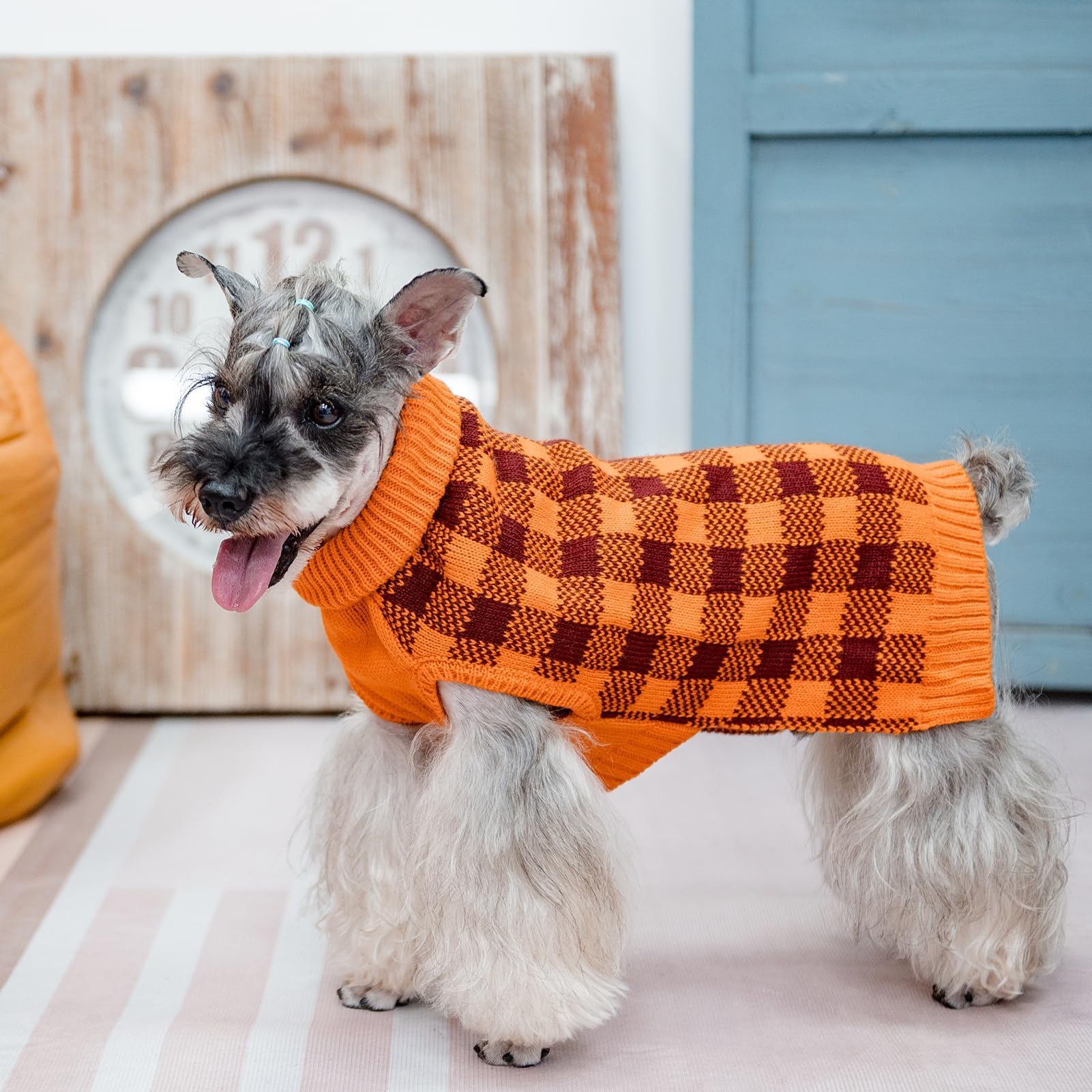 PUPTECK plaid-turtleneck-closeup emphasizes soft, skin-friendly acrylic fabric.