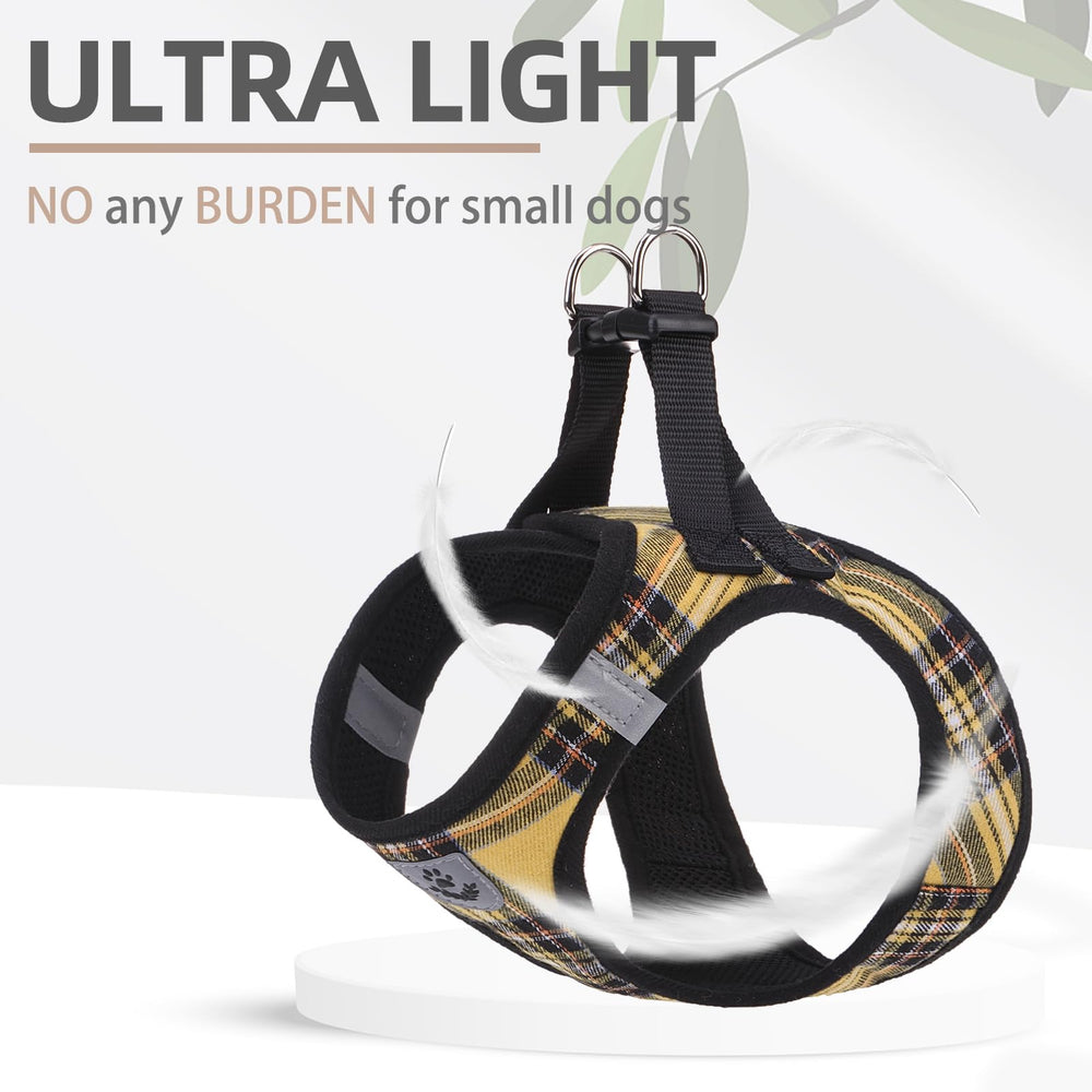 PUPTECK four-seasons wearability keeps dogs cool or warm as needed.