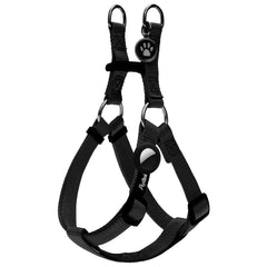 PUPTECK No Pull Harness front view shows secure chest fit for comfortable daily walks