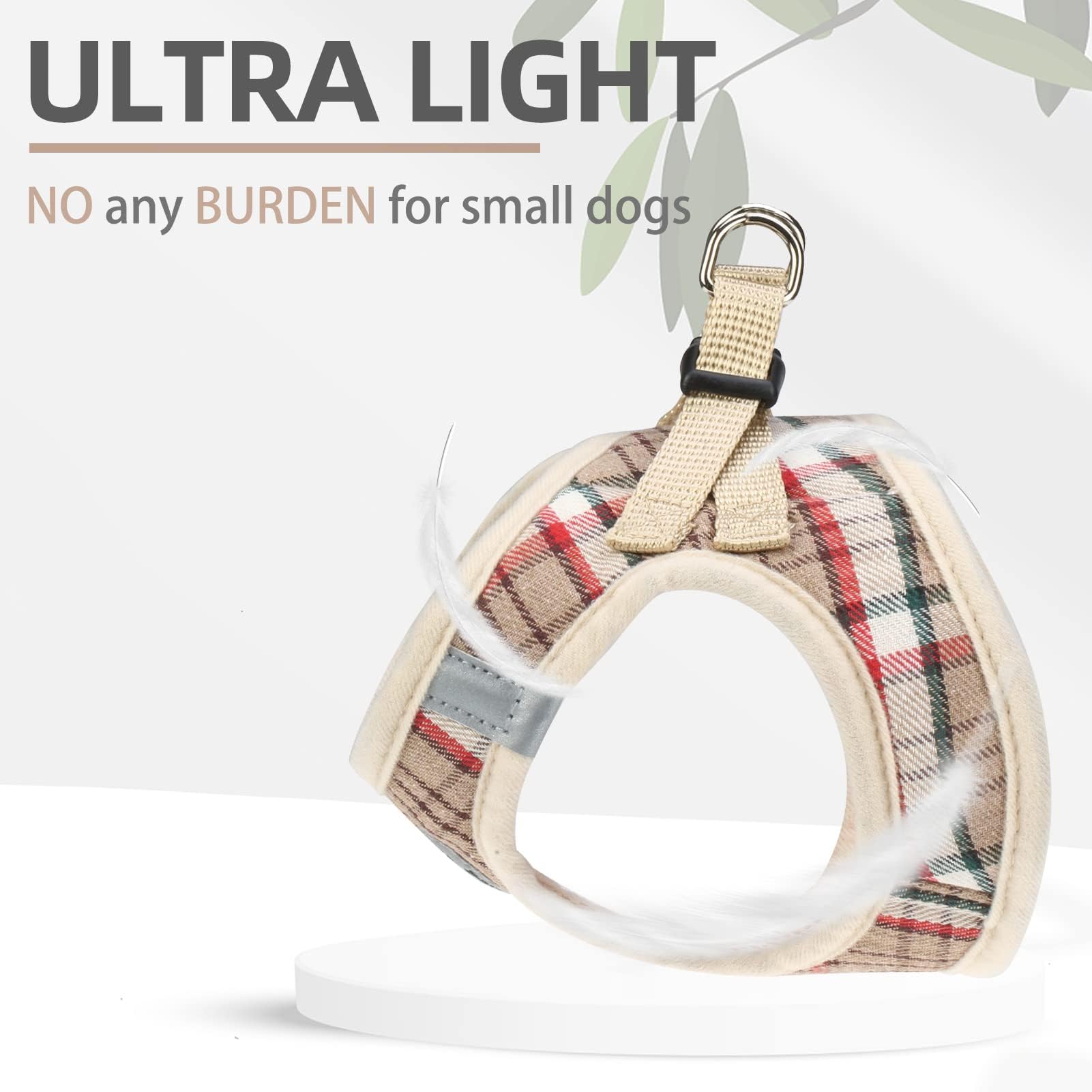 PUPTECK reflective straps ensure visibility during night walks.